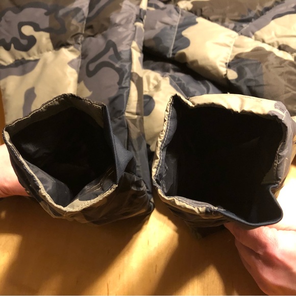 Kuiu Superdown Pro Hooded Coat - Picture 3 of 4